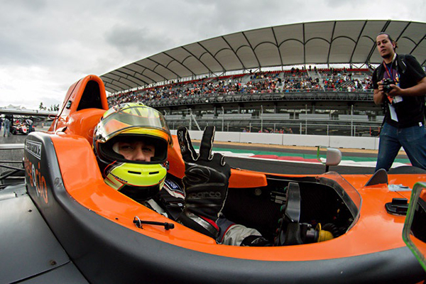 Gerardo García en busca del campeonato 2016 en Fórmula Panam