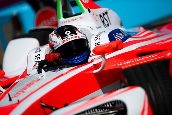 Master class from Mahindra Racing drivers completes milestone weekend in Berlin (En)