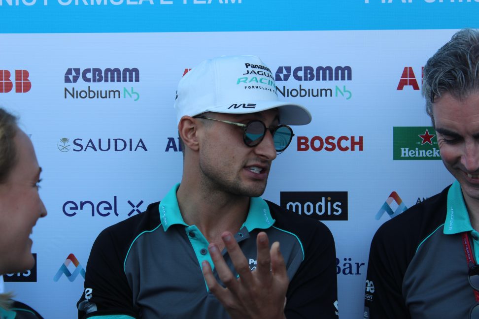 Evans renueva con Jaguar Racing