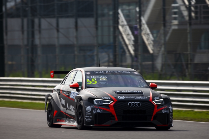 Urrutia consigue el tercer puesto en el TCR Europe