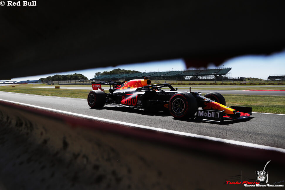 Verstappen quiebra el dominio de Mercedes ganando el GP 70 Aniversario