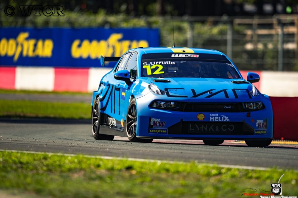Girolami gana la Carrera 1 en Zolder y Urrutia P3 en la carrera 2
