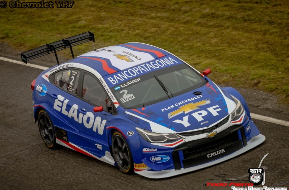 Berni Llaver gana la carrera clasificatoria del Super TC2000