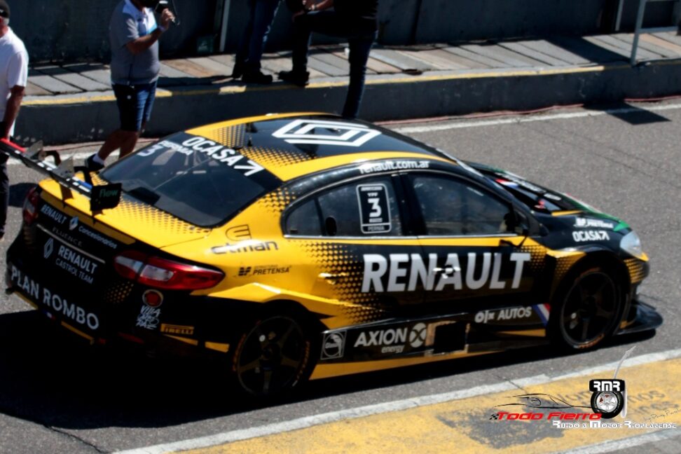 Pernía y Renault Castrol Team defenderán la punta del Super TC2000
