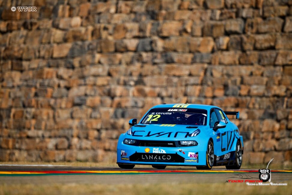 Pole para Frédéric Vervisch en el WTCR en Aragón