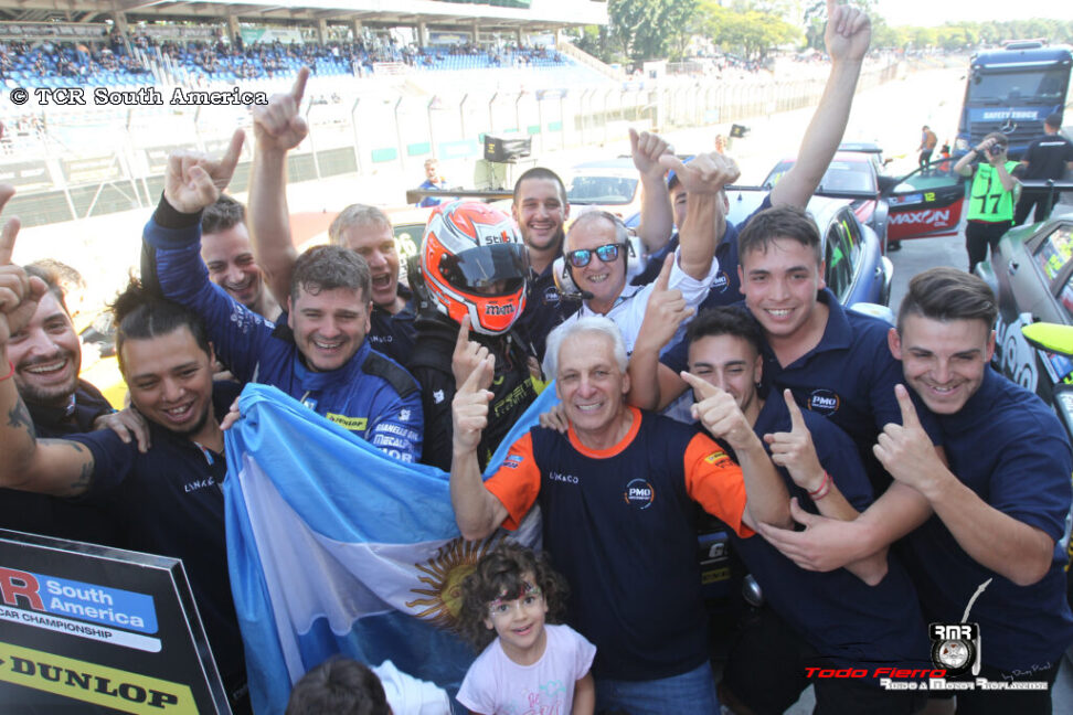 Pezzini/ Merlo ganan la primera carrera Endurance del TCR South America