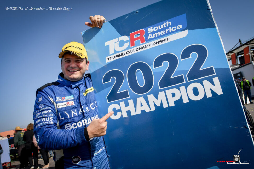 Fabricio Pezzini campeón por pilotos en el TCR South America