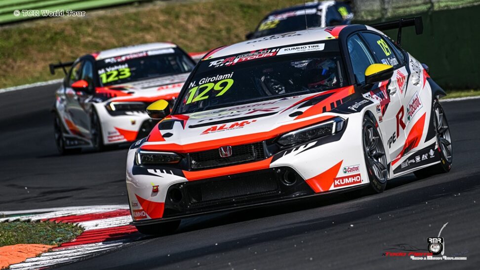 Fin de semana para el olvido para Urrutia y Girolami en el TCR World Tour