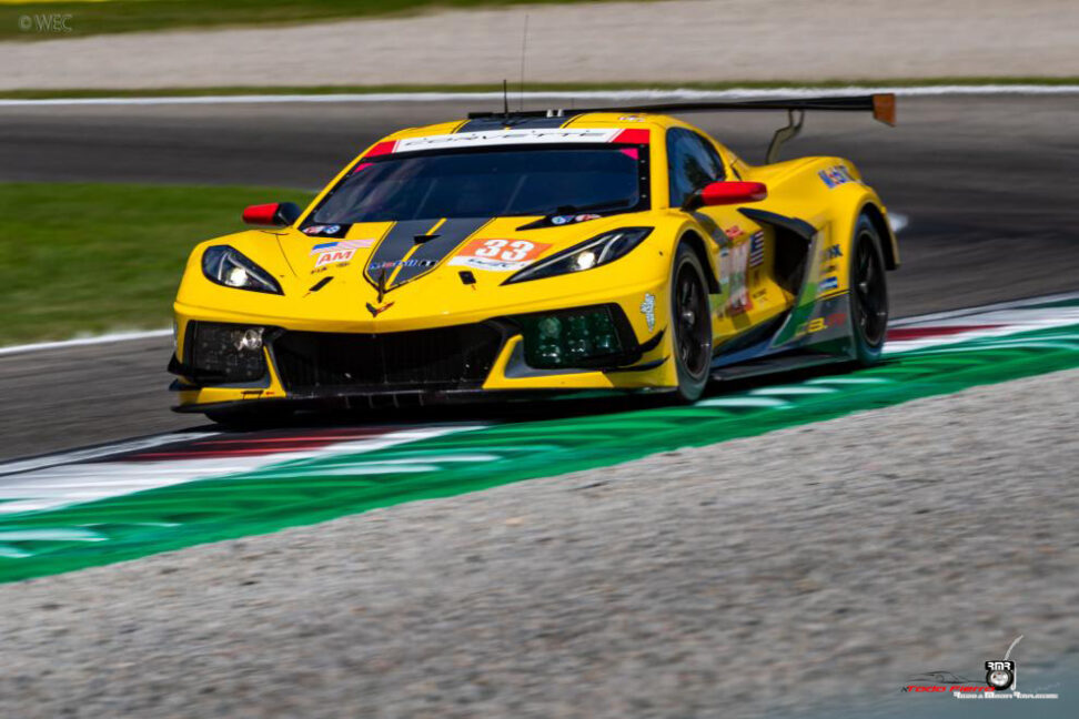 Nico Varrone campeón mundial del WEC en la categoría LM GTE AM