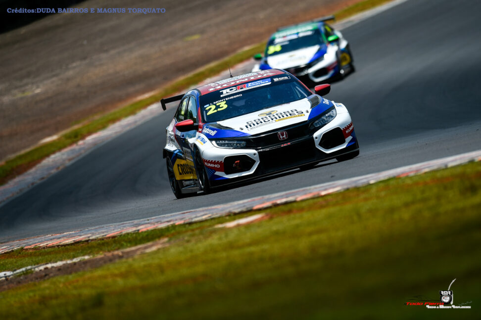 Montenegro y la Squadra Martino gritan campeones del TCR South América