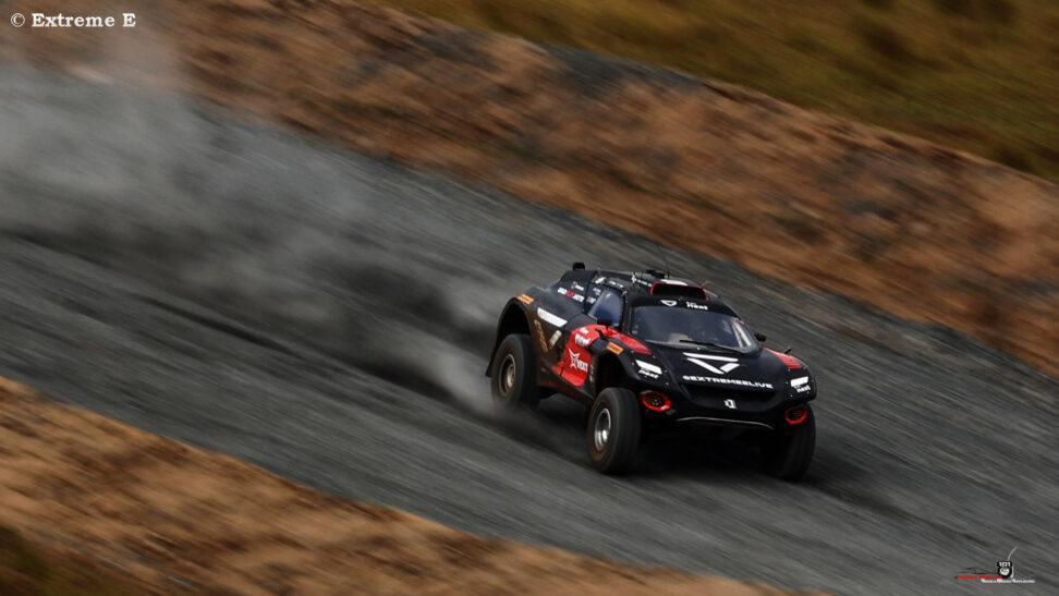 Veloce Racing Se queda Con la Gran Final de la primera carrera en Escocia