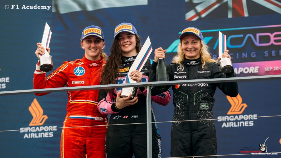 Victoria de Abbi Pulling y séptimo puesto de Nerea Marti en Singapur